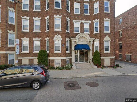 1 bed, 1 bath apartment for rent at 218 Kelton St Unit 15, Allston — photo 1 of 2