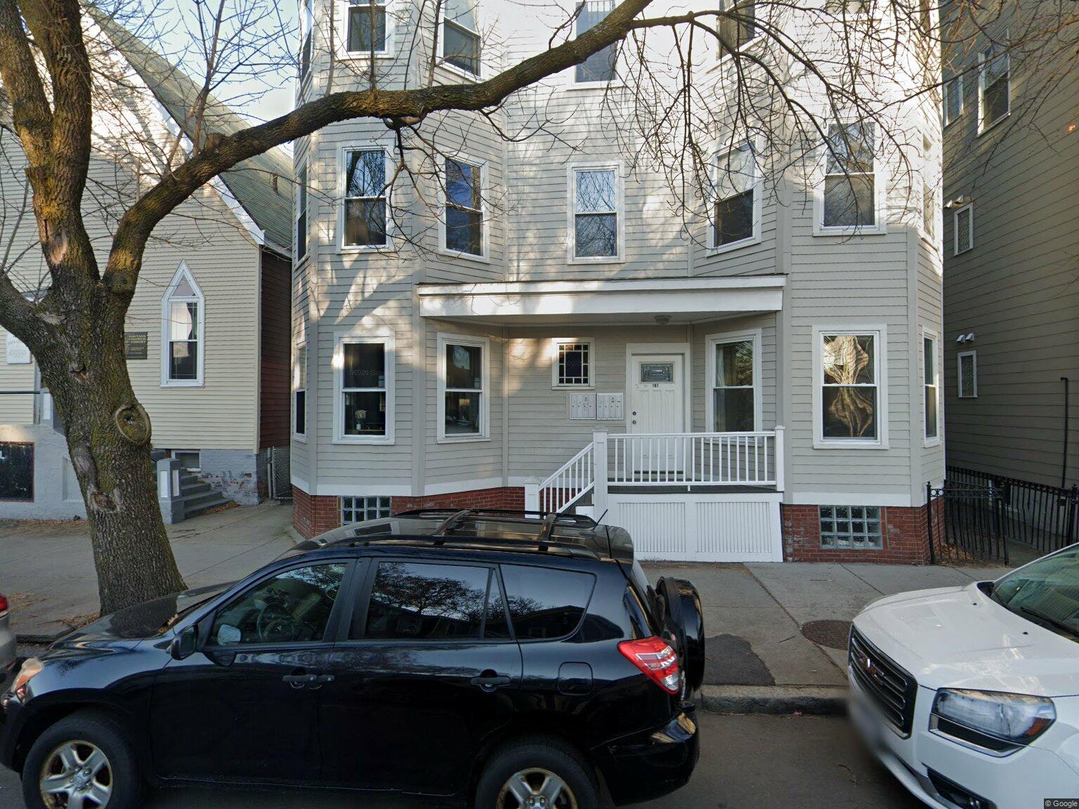 2 bed, 1 bath apartment for rent at 167.5 Hampshire St Unit 5, Inman Square — photo 2 of 2