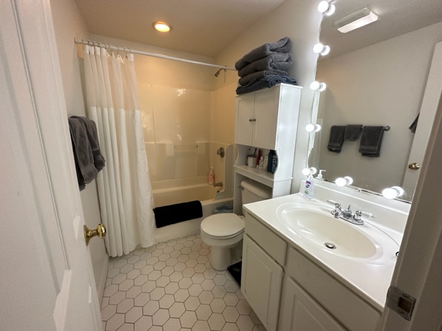1 bed, 1 bath apartment for rent at 61 Charter St Unit 1, North End — photo 8 of 8