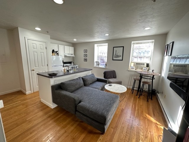1 bed, 1 bath apartment for rent at 61 Charter St Unit 1, North End — photo 1 of 8