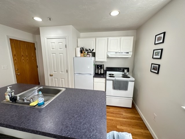 1 bed, 1 bath apartment for rent at 61 Charter St Unit 1, North End — photo 4 of 8
