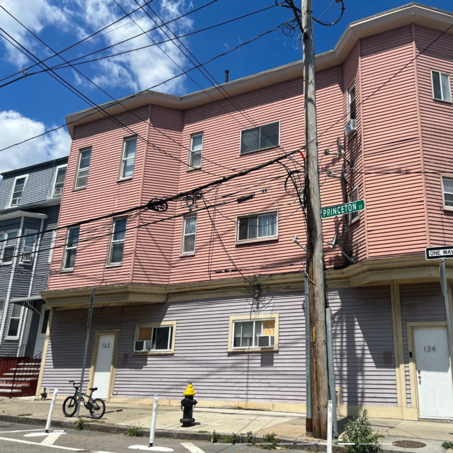 Studio bed, 1 bath apartment for rent at 132 Princeton St Unit 1, East Boston — photo 4 of 4