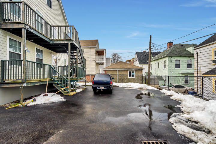 3 bed, 1 bath apartment for rent at 157 Fuller St Unit 1, Dorchester — photo 11 of 11