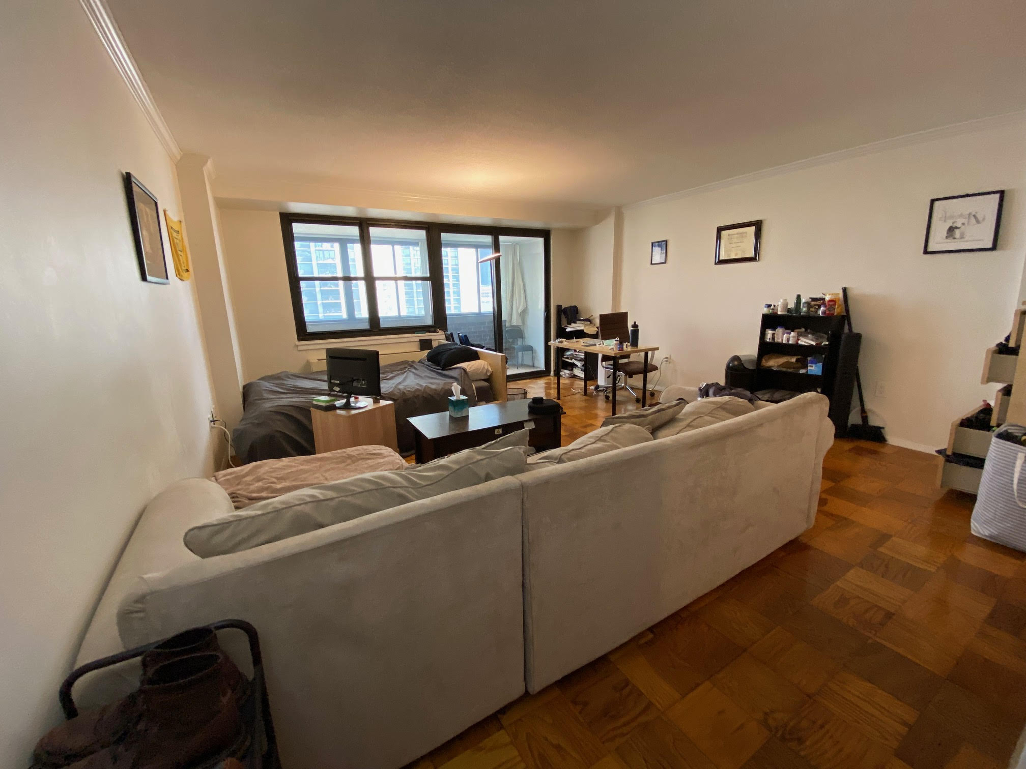 Studio bed, 1 bath apartment for rent at 2 Hawthorne Pl Unit 12F, West End — photo 1 of 14