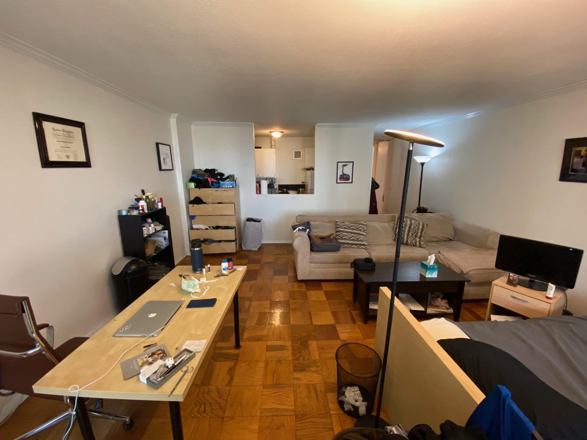 Studio bed, 1 bath apartment for rent at 2 Hawthorne Pl Unit 12F, West End — photo 3 of 14