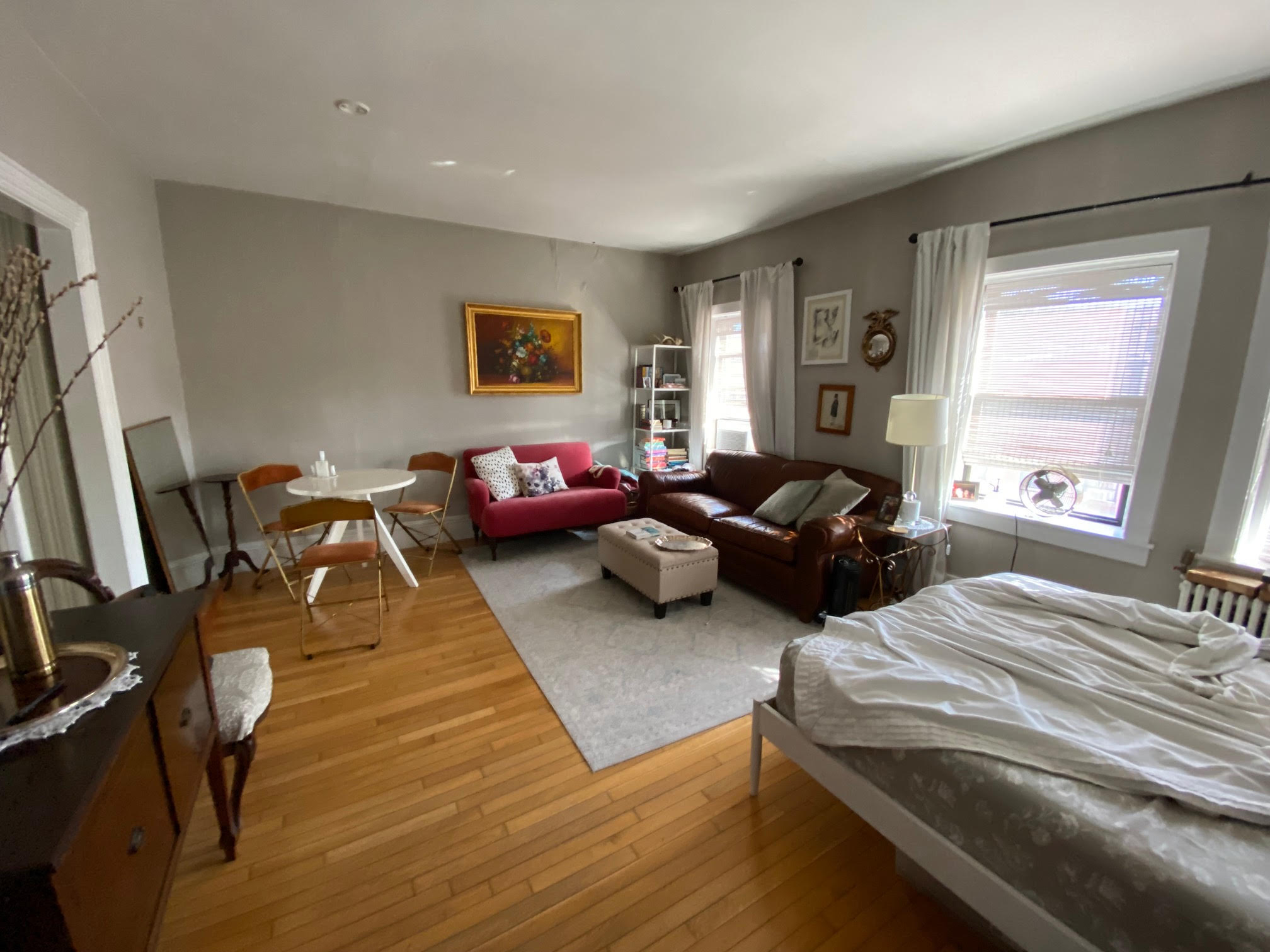 Studio bed, 1 bath apartment for rent at 82 Charles St Unit 5, Beacon Hill — photo 1 of 9