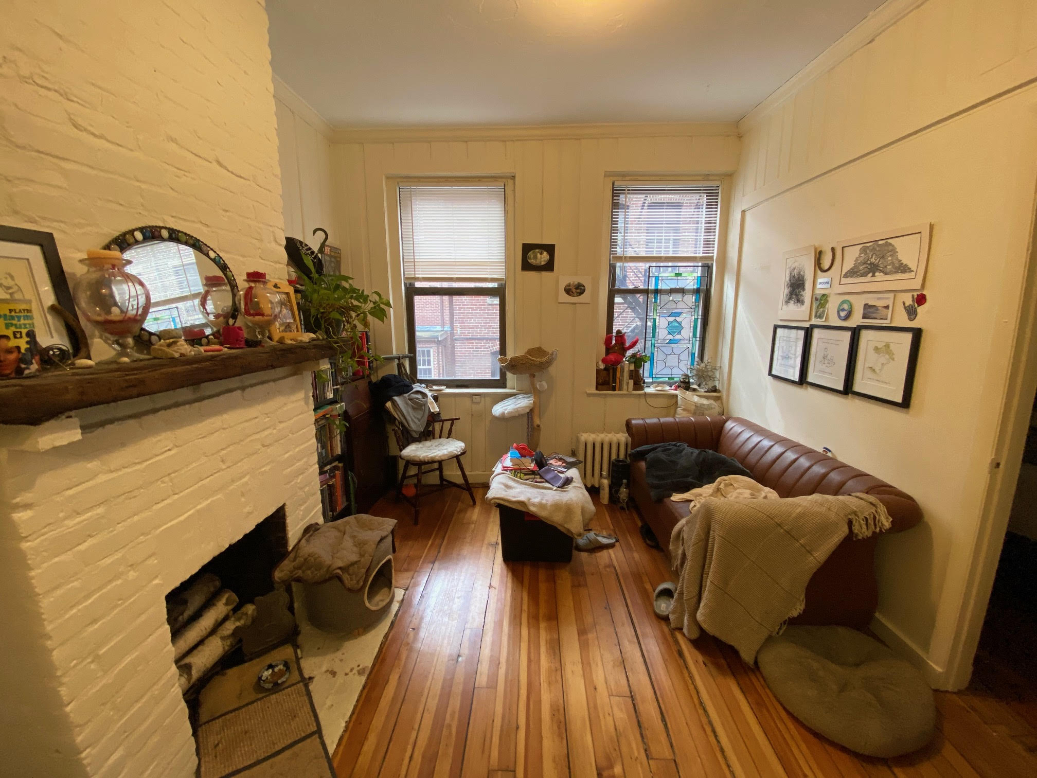 1 bed, 1 bath apartment for rent at 64 Myrtle St Unit 9, Beacon Hill — photo 1 of 9