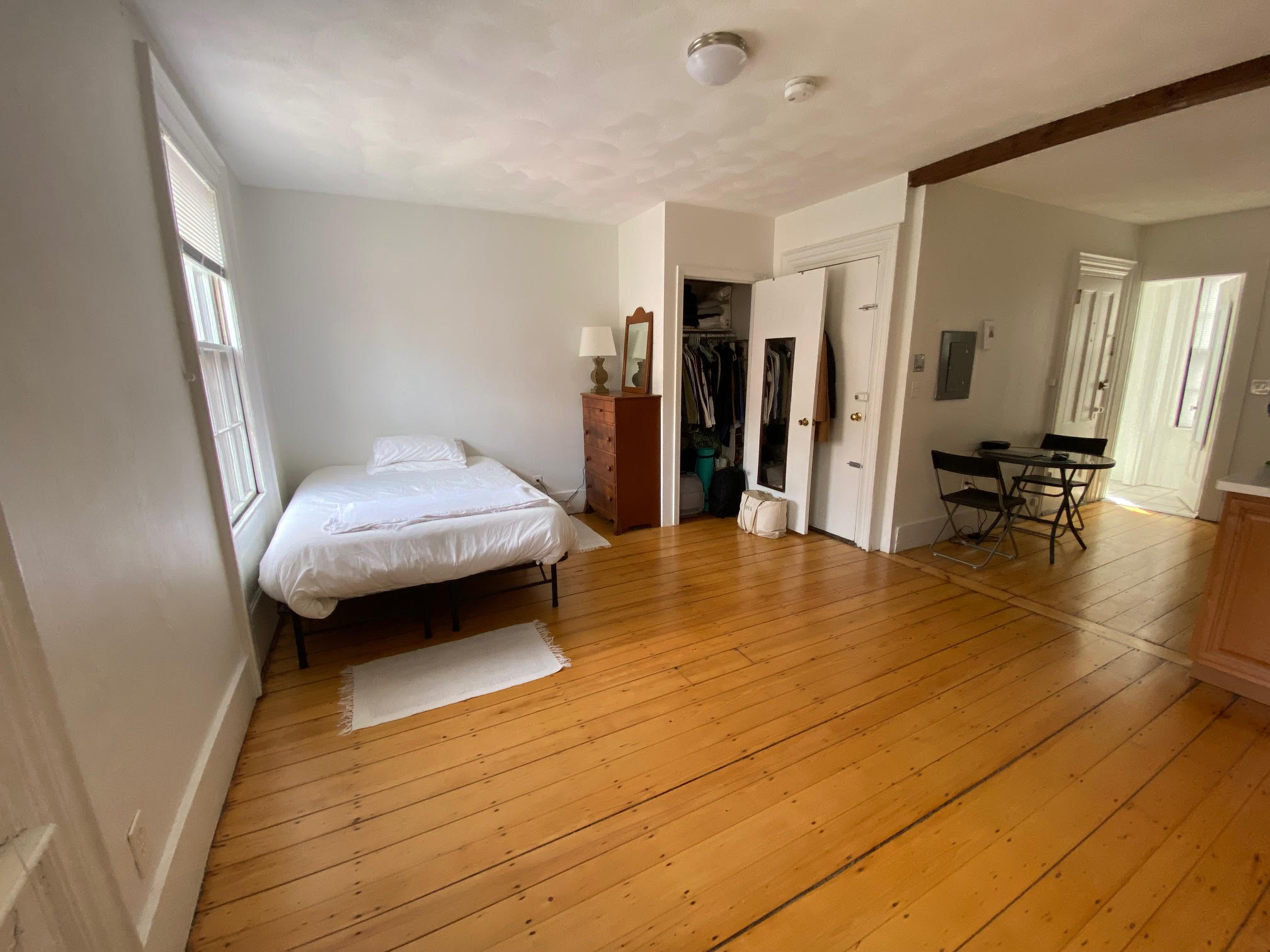 Studio bed, 1 bath apartment for rent at 29 South Russell St Unit 3, Beacon Hill — photo 1 of 9