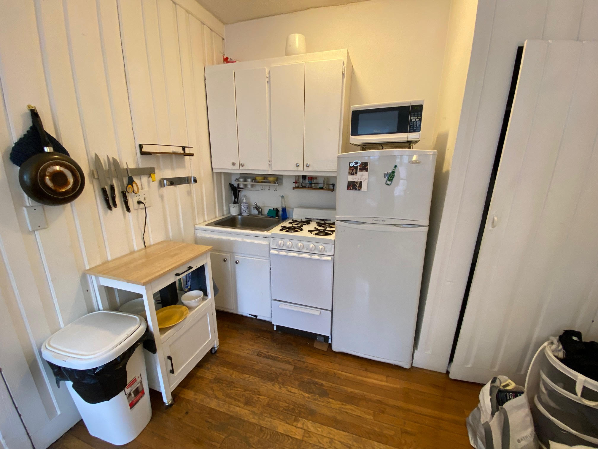 Studio bed, 1 bath apartment for rent at 52 Russell St Unit 7, Beacon Hill — photo 2 of 12