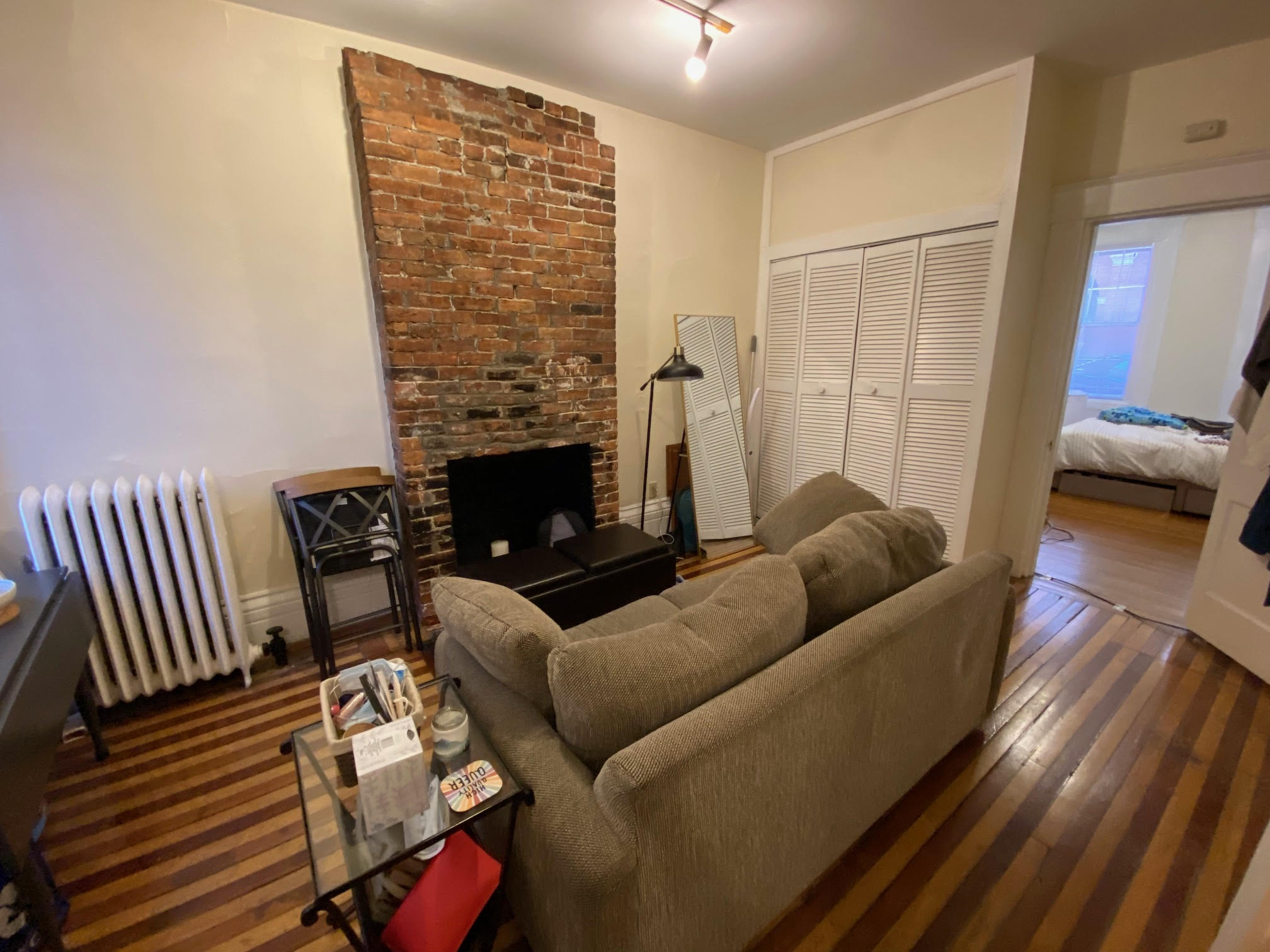 1 bed, 1 bath apartment for rent at 58 Russell St Unit 1, Beacon Hill — photo 2 of 11