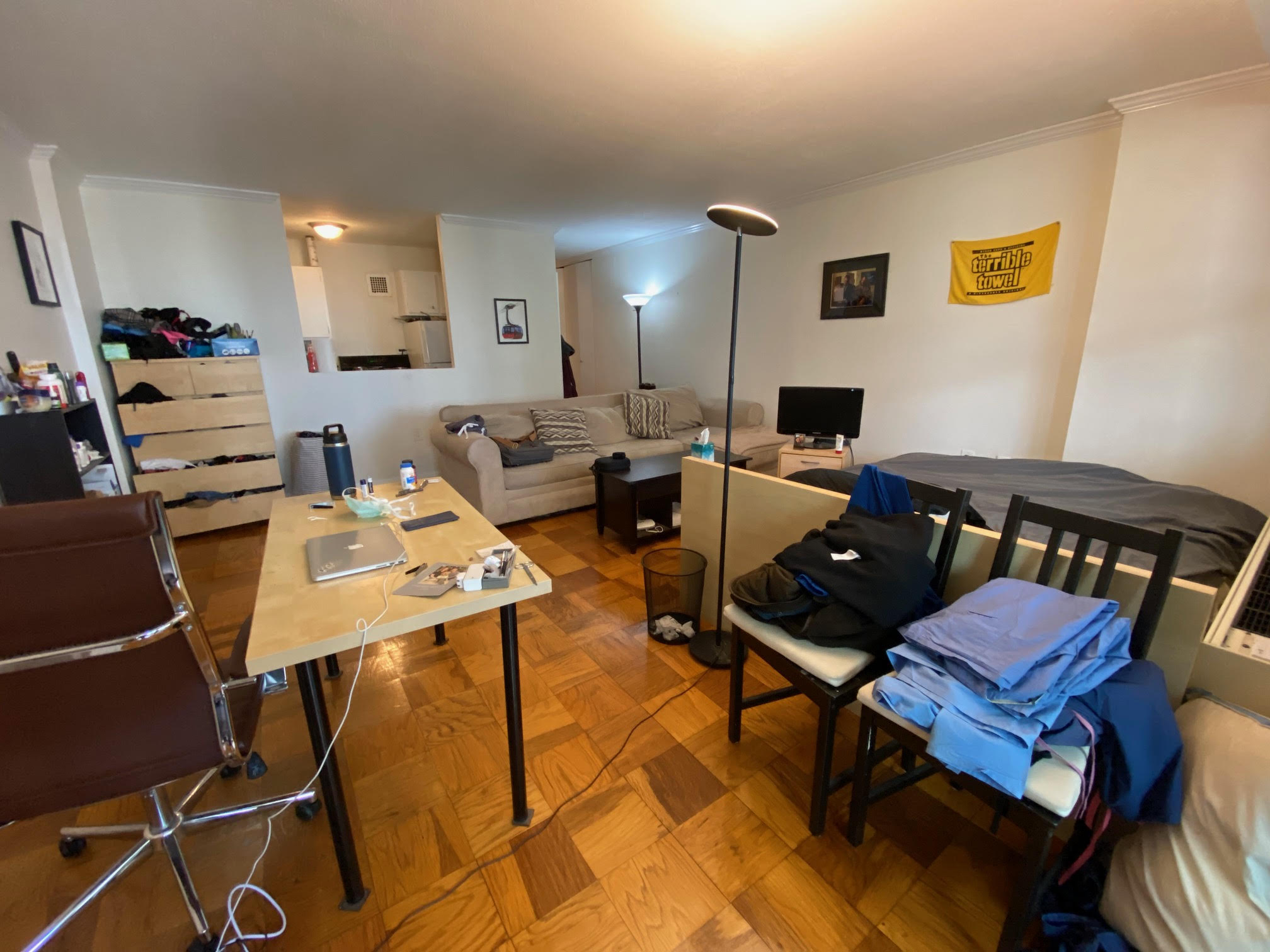 Studio bed, 1 bath apartment for rent at 2 Hawthorne Pl Unit 12F, West End — photo 4 of 14