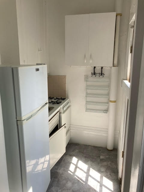 Studio bed, 1 bath apartment for rent at 58 Russell St Unit 3, Beacon Hill — photo 7 of 9