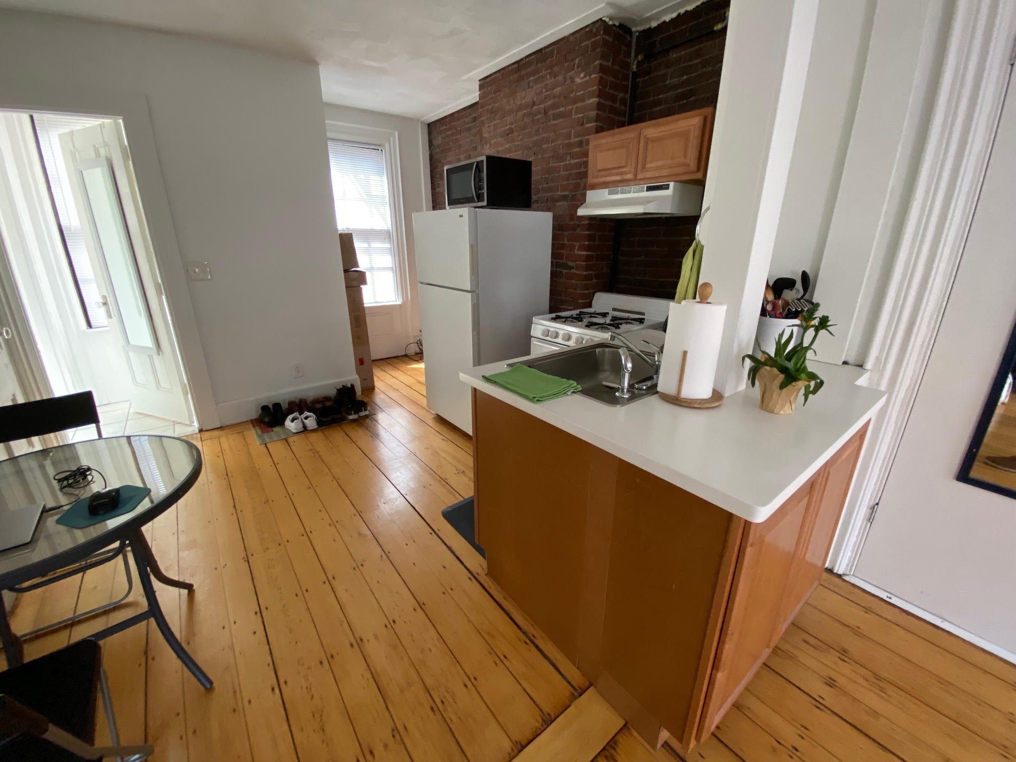 Studio bed, 1 bath apartment for rent at 29 South Russell St Unit 3, Beacon Hill — photo 7 of 9