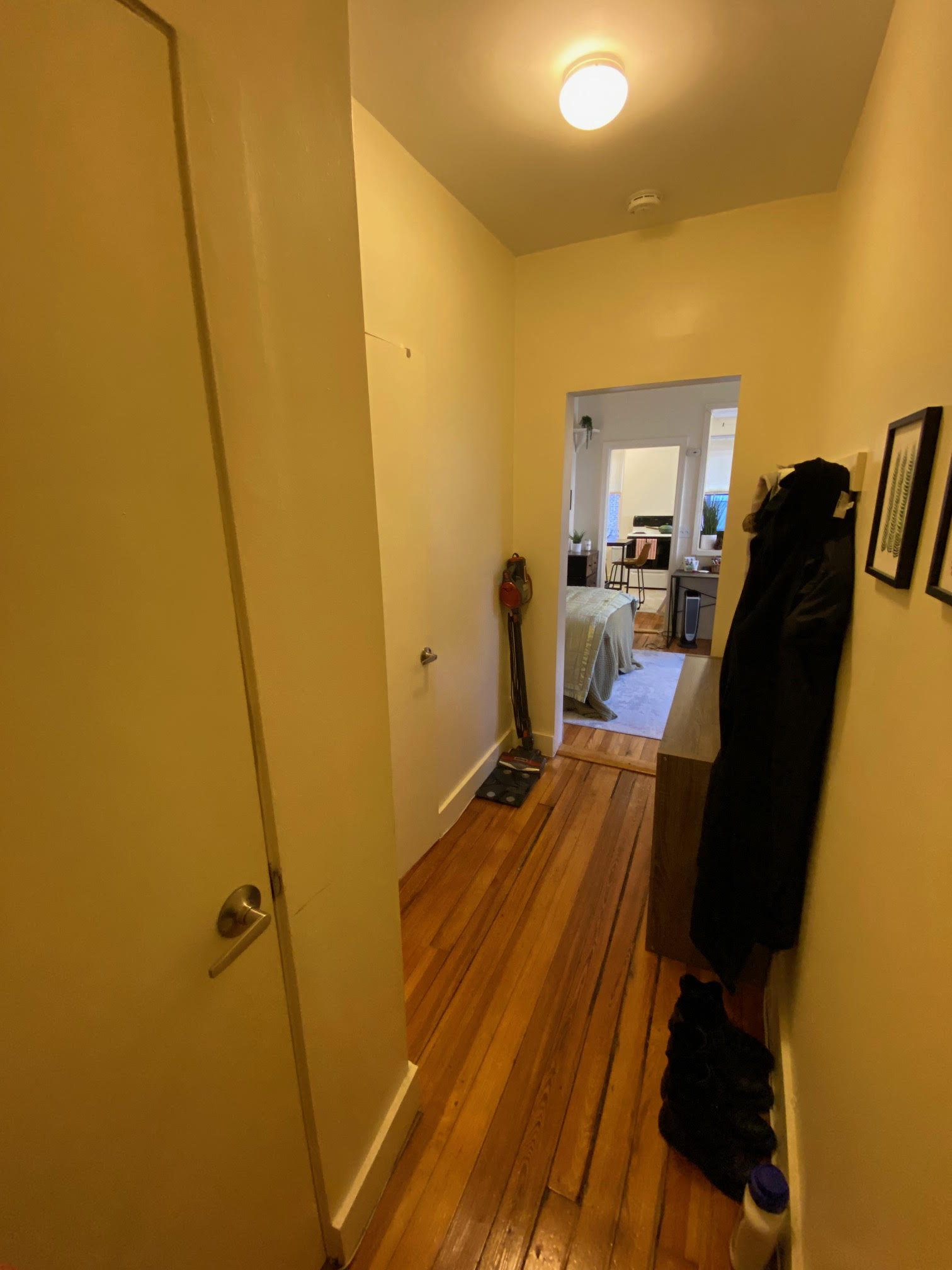 Studio bed, 1 bath apartment for rent at 68 Myrtle St Unit 5, Beacon Hill — photo 9 of 11