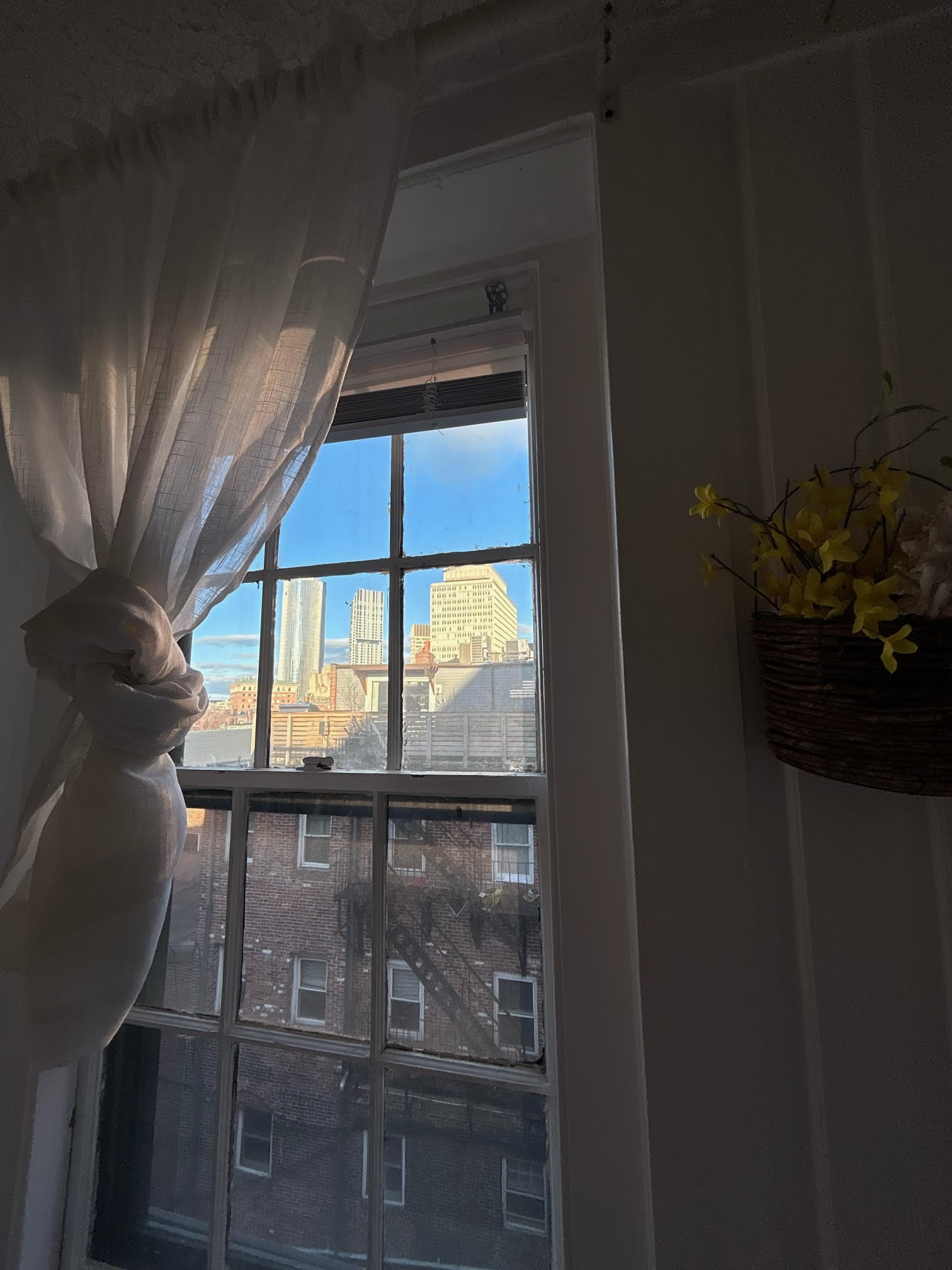 Studio bed, 1 bath apartment for rent at 52 Russell St Unit 7, Beacon Hill — photo 9 of 12