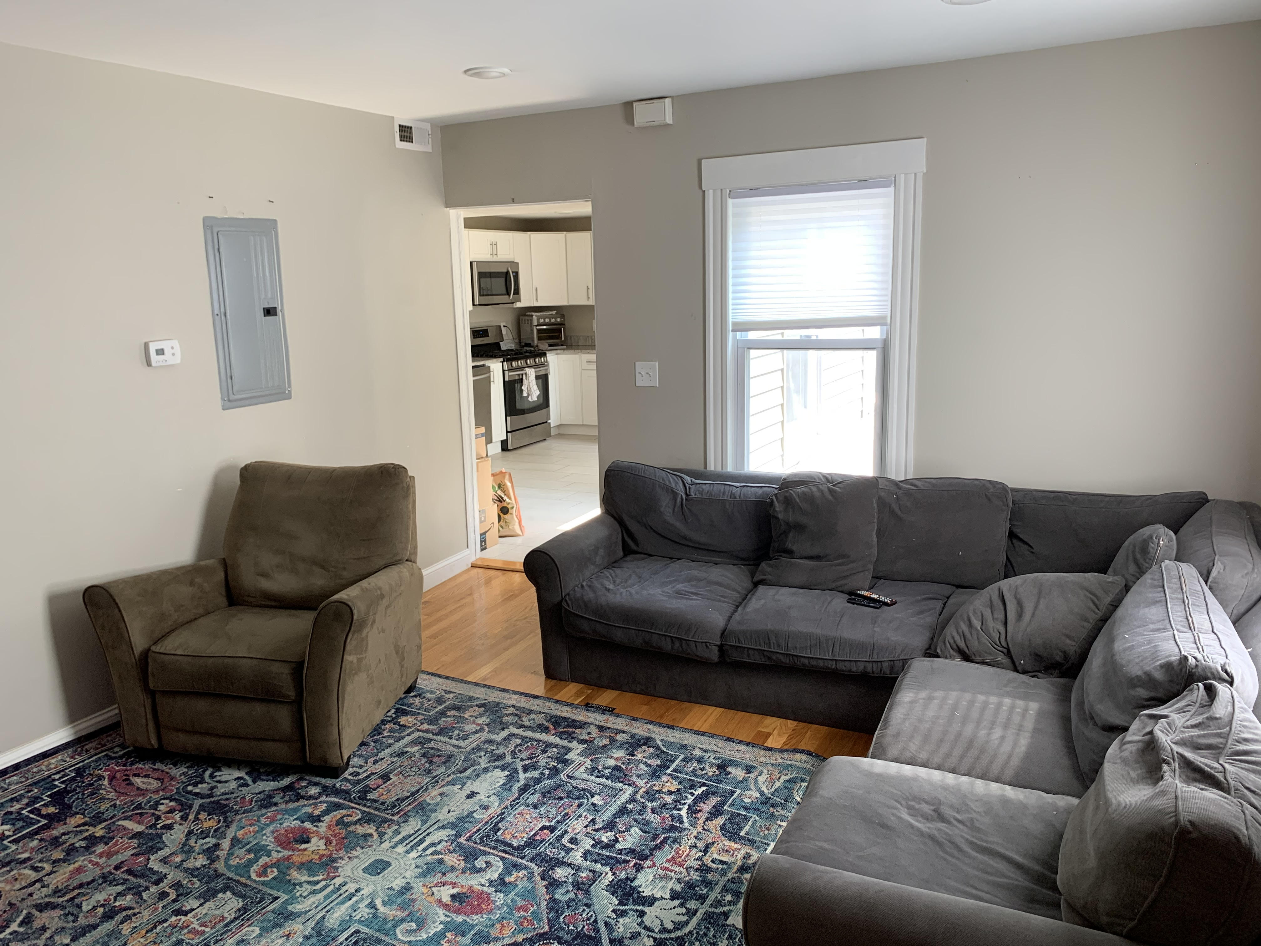 4 bed, 2 bath apartment for rent at 34 Sargent Ave Unit 2, Winter Hill — photo 5 of 22