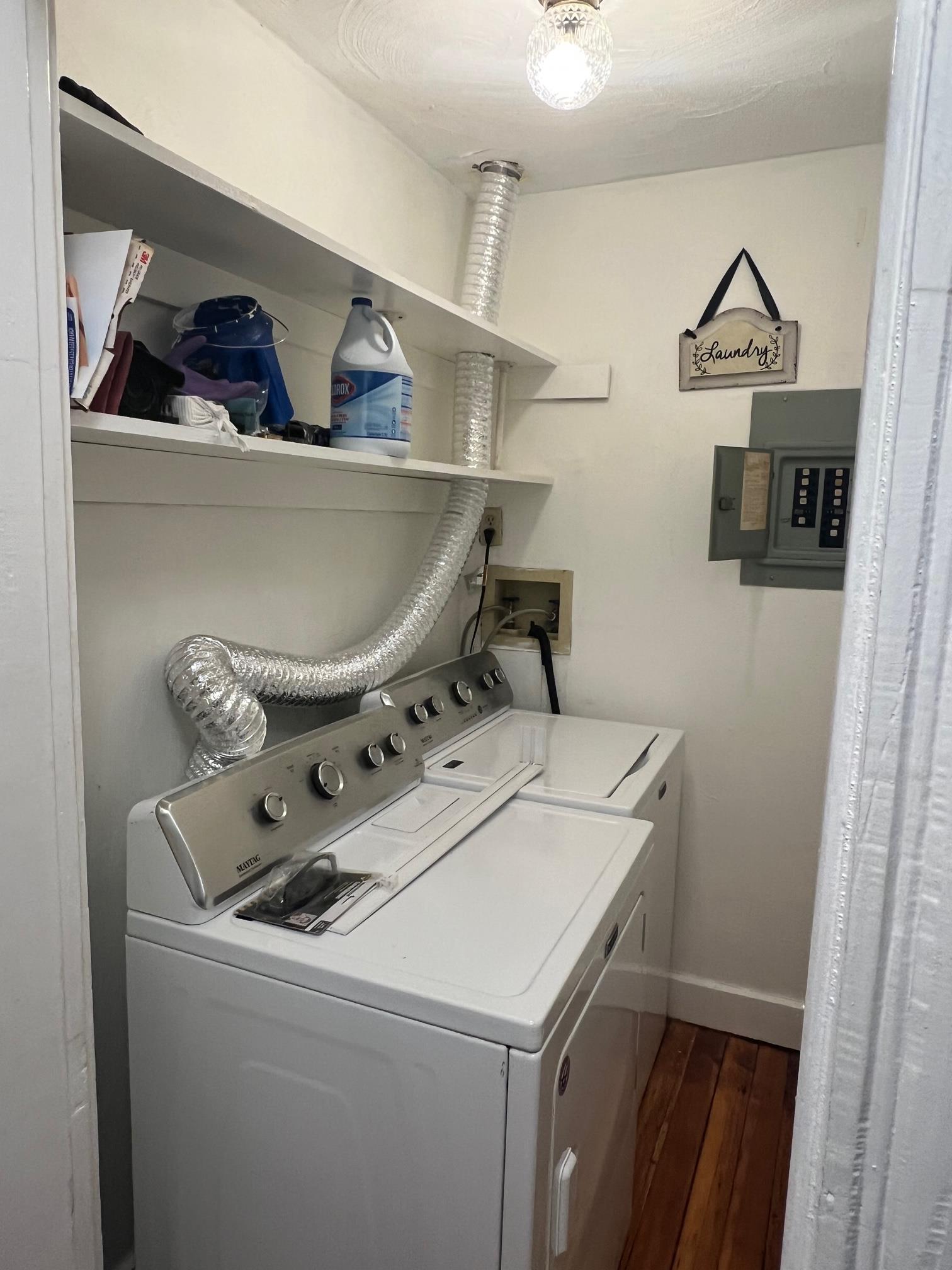 3 bed, 1 bath apartment for rent at 11 Chilcott Pl Unit 1, Jamaica Plain — photo 7 of 21