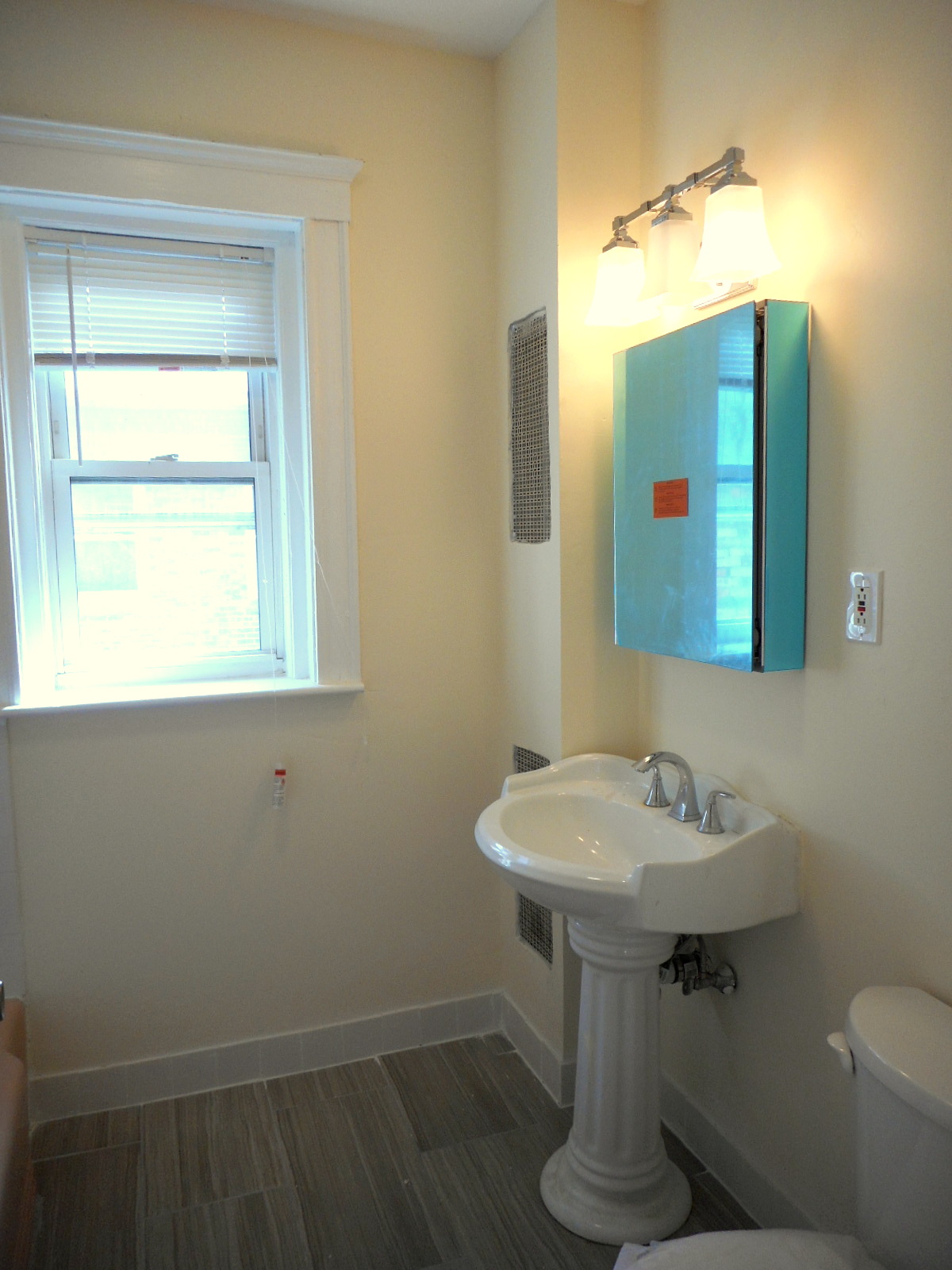 1 bed, 1 bath apartment for rent at 264 Aspinwall Ave Unit 5, Riverway Island — photo 14 of 14